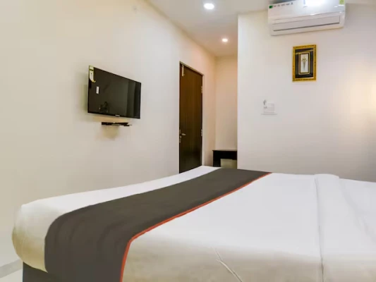 online room booking in mr 10 road indore, indore - hotel iconic stay by igh