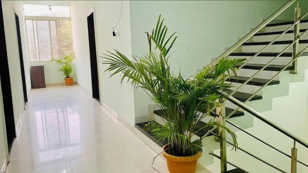 hotels for unmarried couples in hotel indore access indore