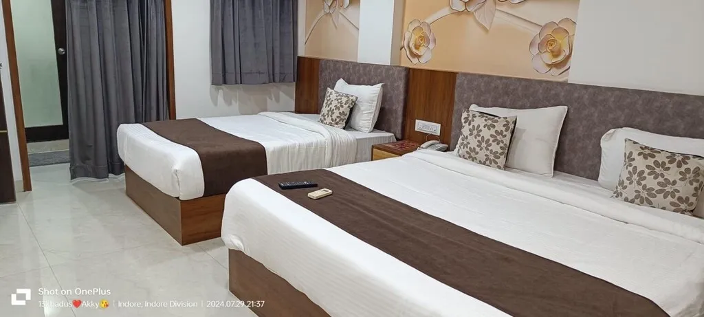 best luxury hotel in hotel million star by oyteo indore