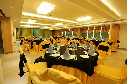 scheme 54, indore hotel booking - hotel pravasa indore