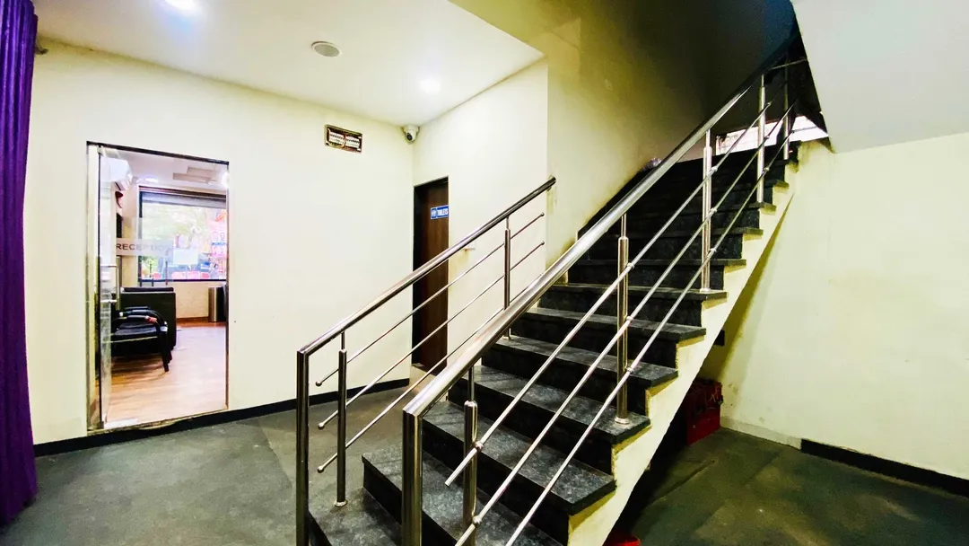 3 star hotel in vijay nagar, indore - hotel ramaya inn