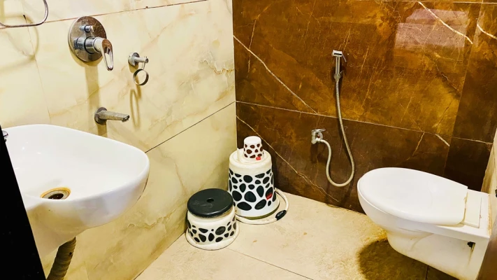 hotel in vijay nagar, indore for family - hotel ramaya inn