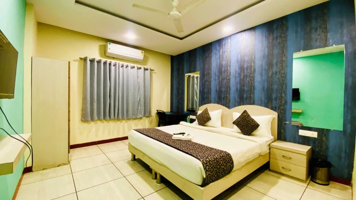 five star hotels in hotel ramaya inn indore