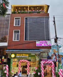 best cheap hotels in hotel ribolla indore
