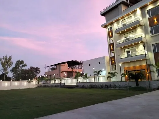 best hourly hotels in hotel royal imperia by basotel, tejaji nagar, indore indore