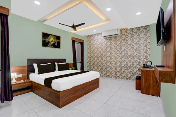 5 star hotels in hotel sacred tree indore