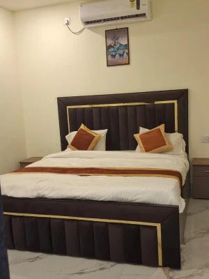 top luxury hotels in hotel sapphire inn by binjwa indore