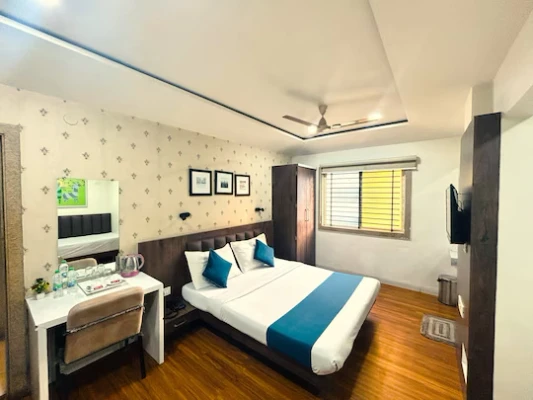 hotel near indore railway station - hotel shree ram palace