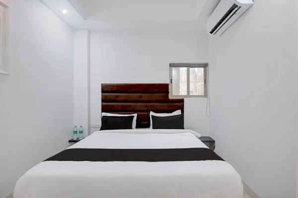 cheap and best hotels in hotel t9t by oyteo indore