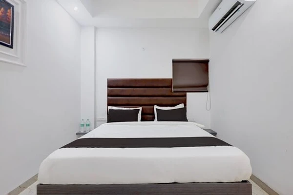 best business hotels in hotel t9t by oyteo indore