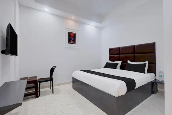 best luxury hotel in hotel t9t by oyteo indore