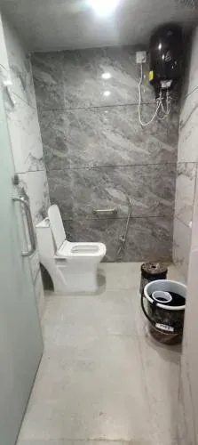 honeymoon hotels in hotel taarini rajwada indore