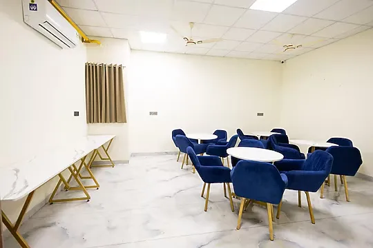 hotels for unmarried couples in hotel the argal by basotel, indore indore