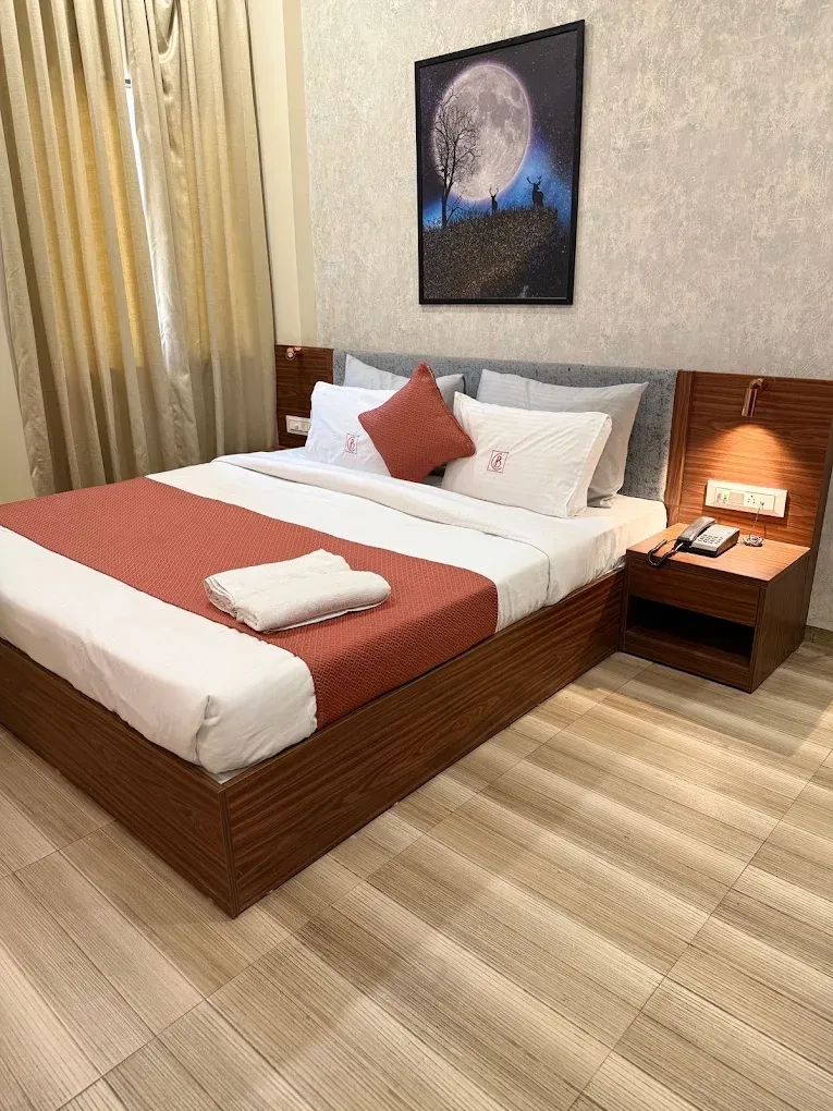 hotel with bar in scheme no 113, indore - hotel weekend by benchmark