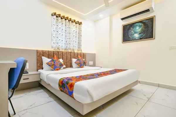 scheme 78, indore hotel booking - kreston heights hotel 78