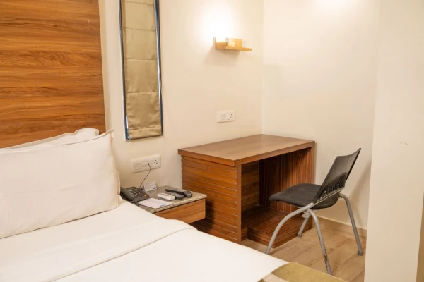 hotel in vijay nagar, indore for couples - kyriad hotel indore