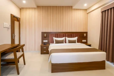 best hourly hotel in mumbai house - lig square , indore indore