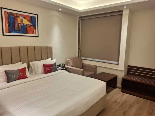 hourly hotel in playsales ssr indore