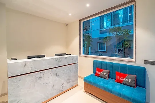hourly stay in playsales ssr indore