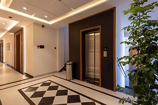 hotel with bar in mr 10 road indore, indore - pravasa stay bapat square