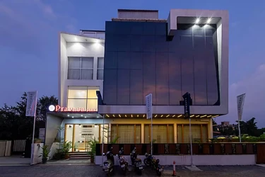 hotel near indore railway station - pravasa stay vijay nagar