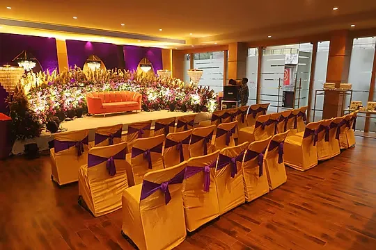 hotel with swimming pool in vijay nagar, indore - pravasa stay vijay nagar