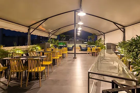 jacuzzi hotel in vijay nagar, indore - pravasa stay vijay nagar