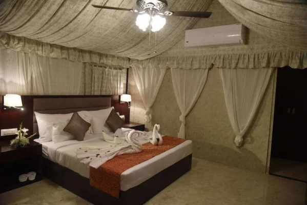 hotel with banquet hall in pragati vihar, indore - pride hotel & convention centre indore