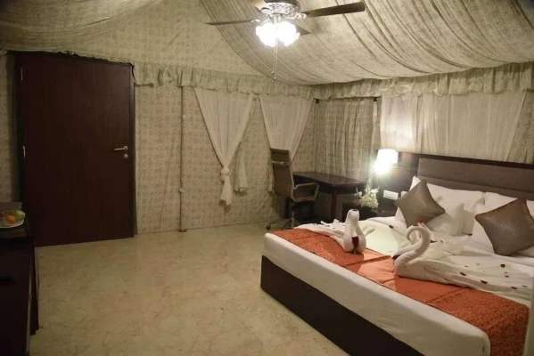 hotel with swimming pool in pragati vihar, indore - pride hotel & convention centre indore