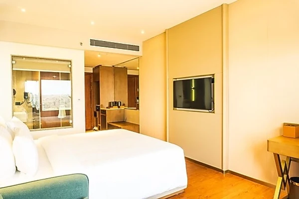 hotel in vishnu puri, indore for couples - pride plaza indore