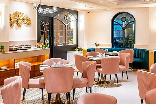best hotels for few hours in scarlet hotel indore