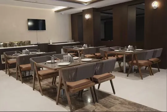 best hourly stay in silvotel by bizzgrow hotels indore