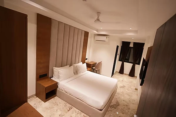 tourist hotels in silvotel premier by bizzgrow hotels indore