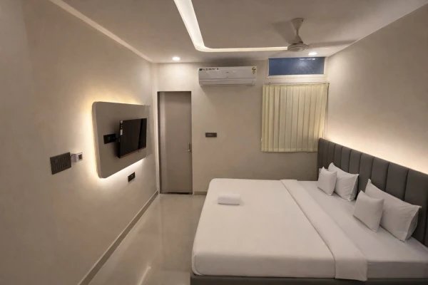 unmarried couple friendly hotels in silvotel smart by bizzgrow hotels, indore indore