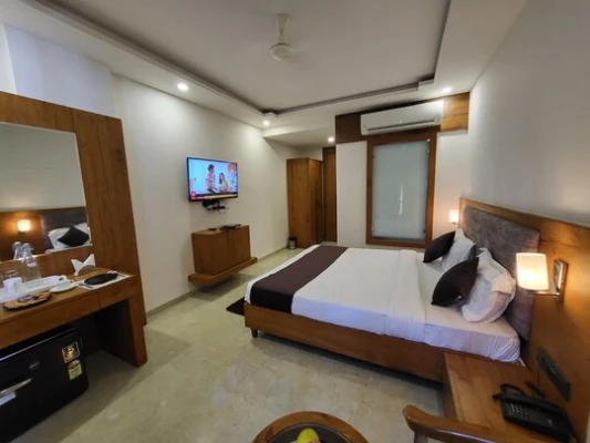 romantic hotels in sukoon signature indore
