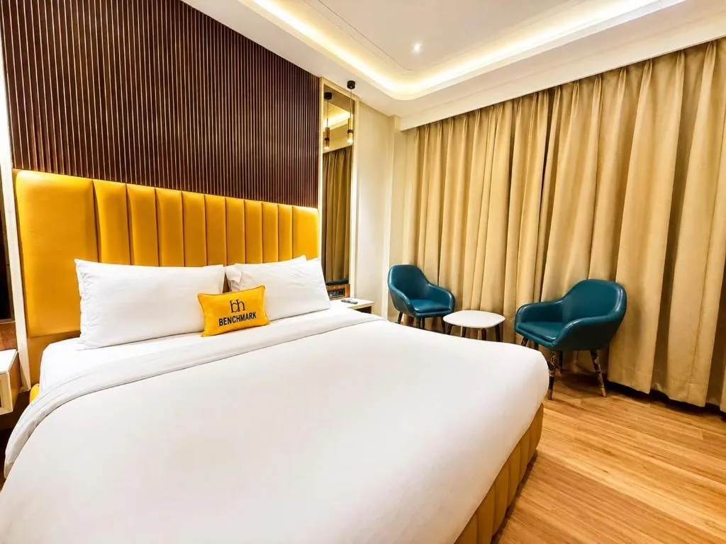 budget hotels in the benchmark hotel indore