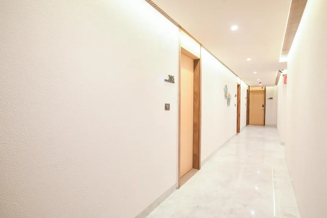 hotel with party hall in sudama nagar, indore - the byke express gopur square indore