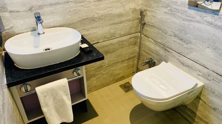 hotel with gym in scheme no 113, indore - the clan hotel