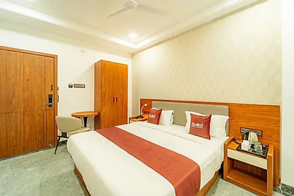 top luxury hotels in the grand tanishqa by basotel indore