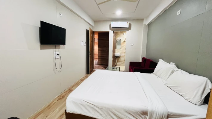 jacuzzi hotel in vijay nagar, indore - trpotels formerly vanni inn