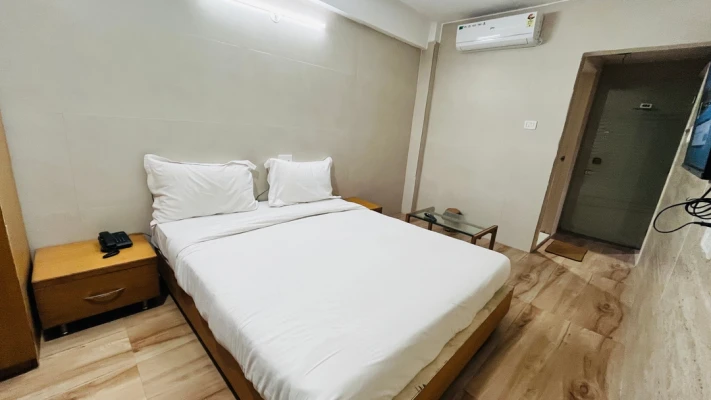 best business hotels in trpotels formerly vanni inn indore