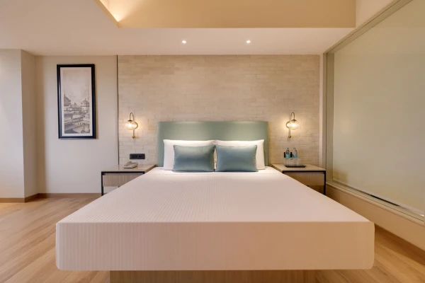 budget hotel in naudra bridge, jabalpur - lemon tree premier jabalpur