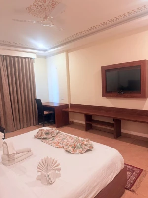 hotel with gym in himmatpura, jaipur - caelum atharva palace