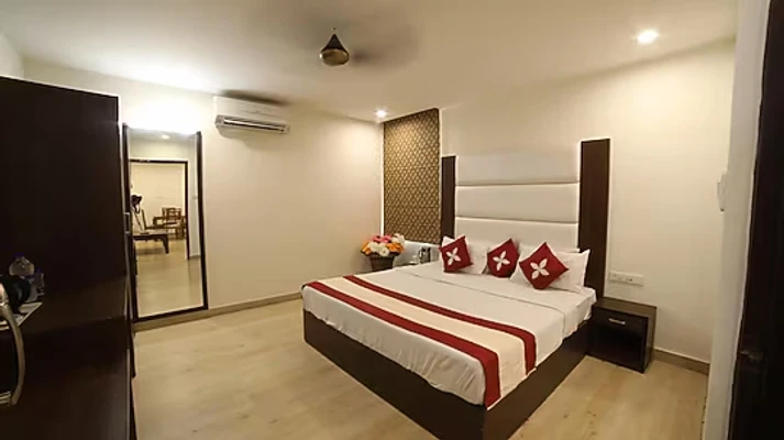 business travel hotels in cosmos raj plaza jaipur