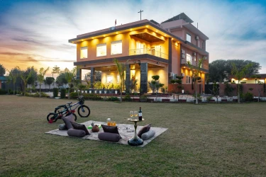 hotel with bar in barwada house colony, jaipur - elivaas abhinandan farm 7 bhk villa