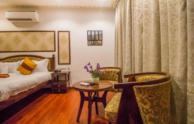 hotels for couple in hotel lavanya heritage jaipur