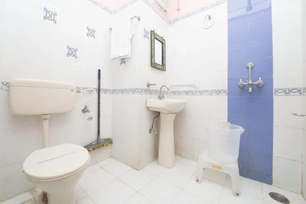 hotel in sindhi camp, jaipur for family - hotel moon light