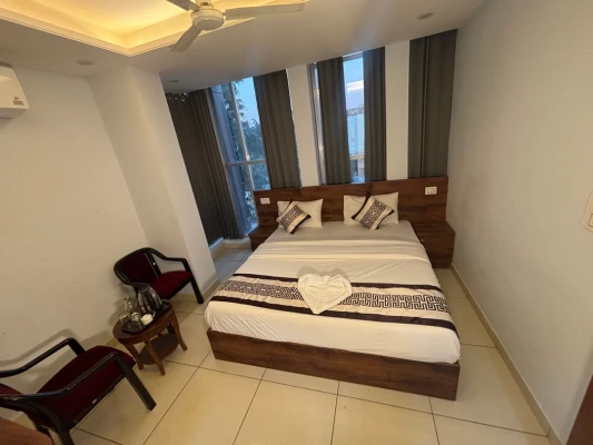 hotel with party hall in malviya nagar, jaipur - hotel rk palace