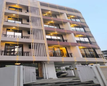 hotel with banquet hall in mansarovar, jaipur - hotel starlink by the nine hotel