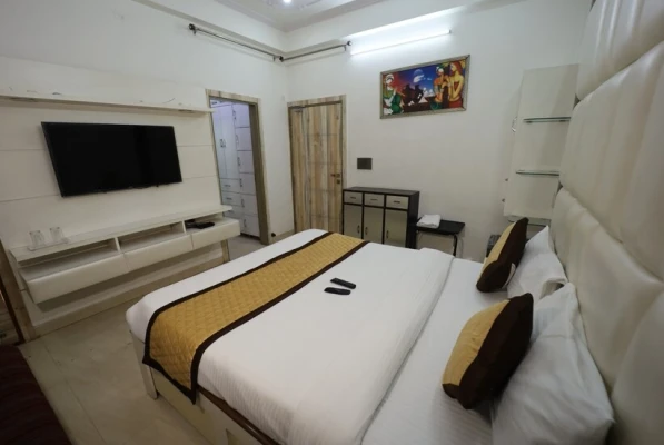 best hotels in hotel the 11 inn jaipur
